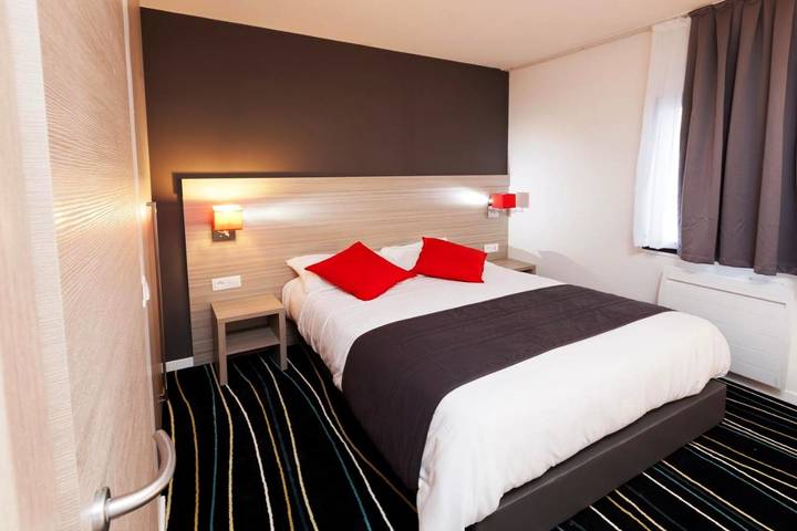 Hôtel pour 2 personnes, avec terrasse, animaux acceptés à Villenoy - 2