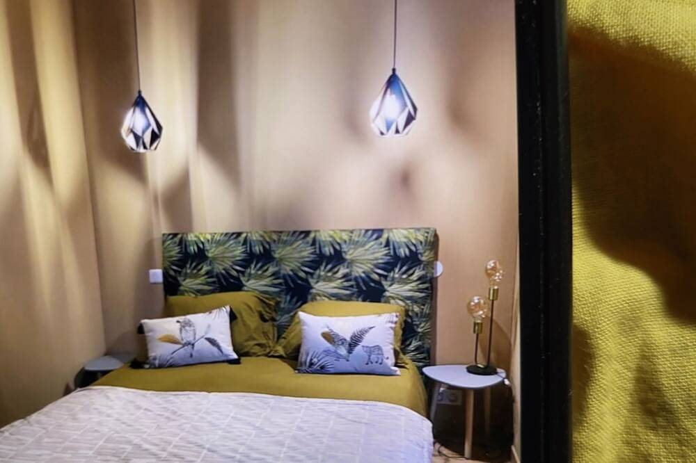 Azal1889 bed and breakfast in Calais, Calais region