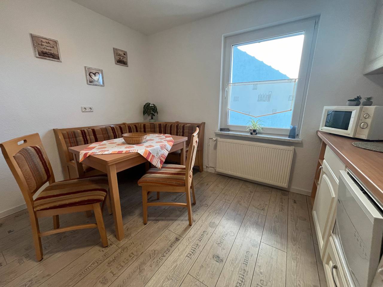 Ganze Wohnung, Ferienwohnung 'Veronika' mit Gemeinschaftsgarten und Wi-Fi in Leinefelde-Worbis, Region Eichsfeld