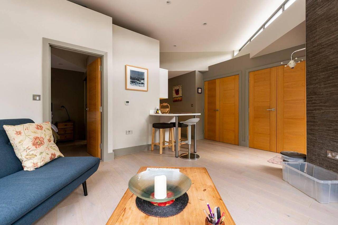 One-Bedroom Villa in Haringey, London