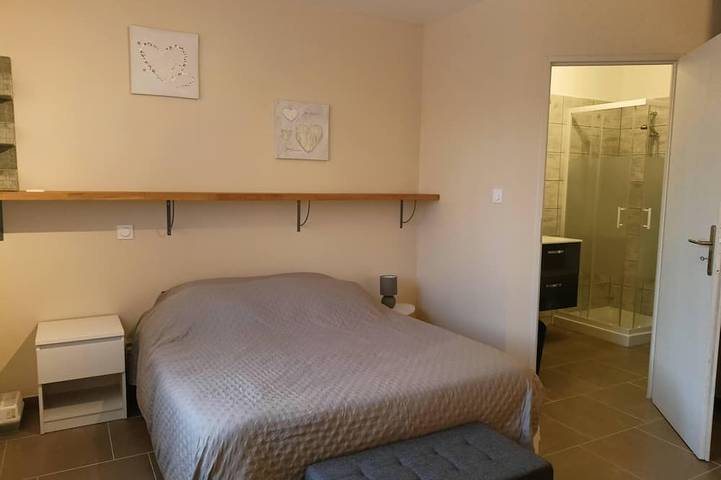 Location de vacances pour 2 personnes, avec terrasse à Villemoustaussou - 3