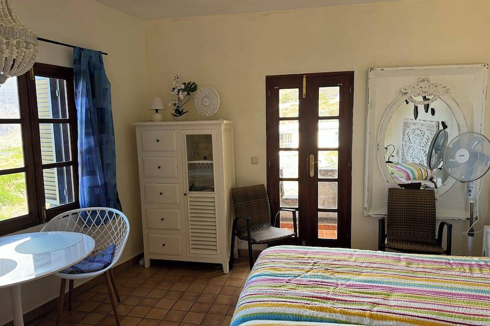Apartamento inteiro, Finca con calma - Studio in a perfect location with fantastic views in Tigaday, Frontera