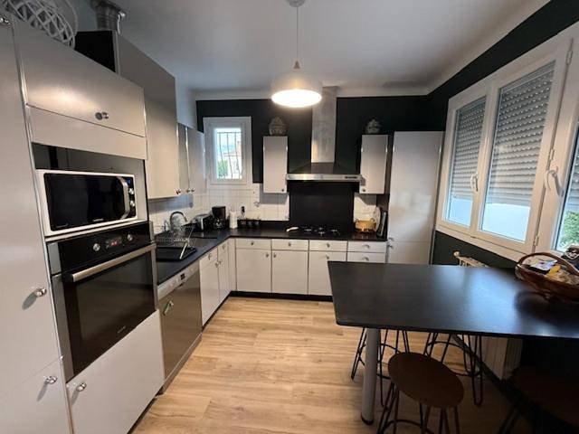 Location de vacances pour 6 personnes, avec piscine ainsi que jardin et bassin pour enfant à Le Crès - 3