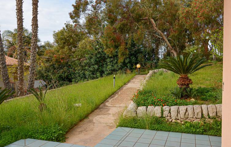 Apartamento junto a la playa con piscina, terraza y aparcamiento in Ragusa (Sicilia), Provincia de Ragusa