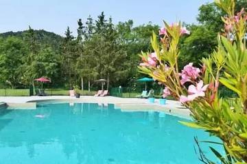 Camping pour 4 Personnes dans Ceyrat, Région de Clermont-Ferrand, Photo 4