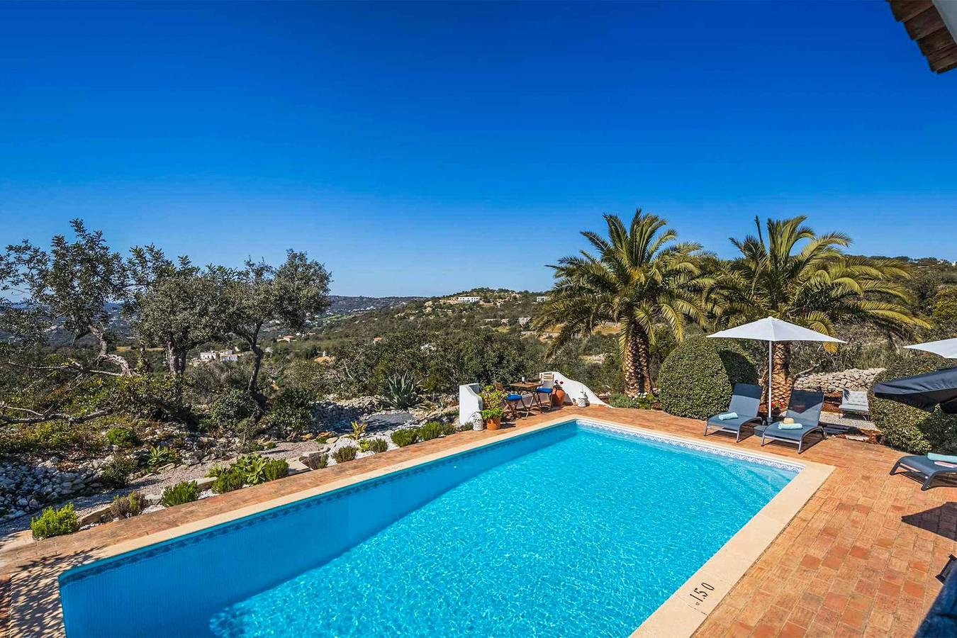Villa für 4 Personen mit Terrasse in Santa Bárbara de Nexe, Faro Distrikt