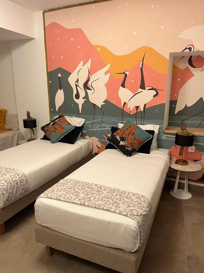 Hôtel pour 4 personnes, avec Terrasse et Jardin dans La Pointe-Rouge - 3