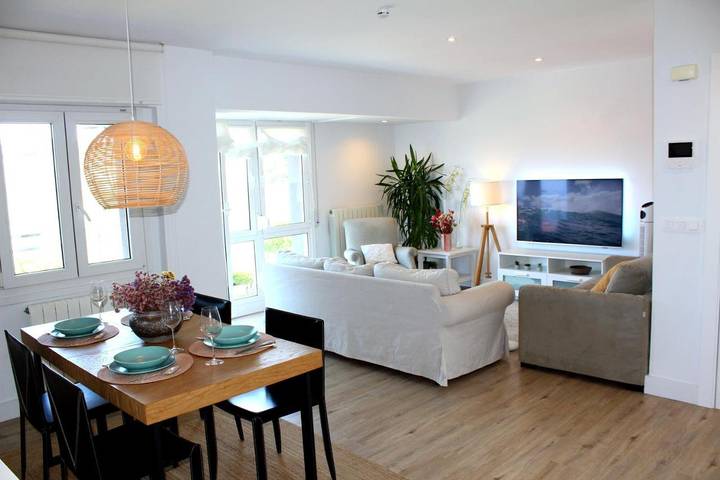 Apartamento de vacaciones para 4 personas, con jardín y vistas - 1