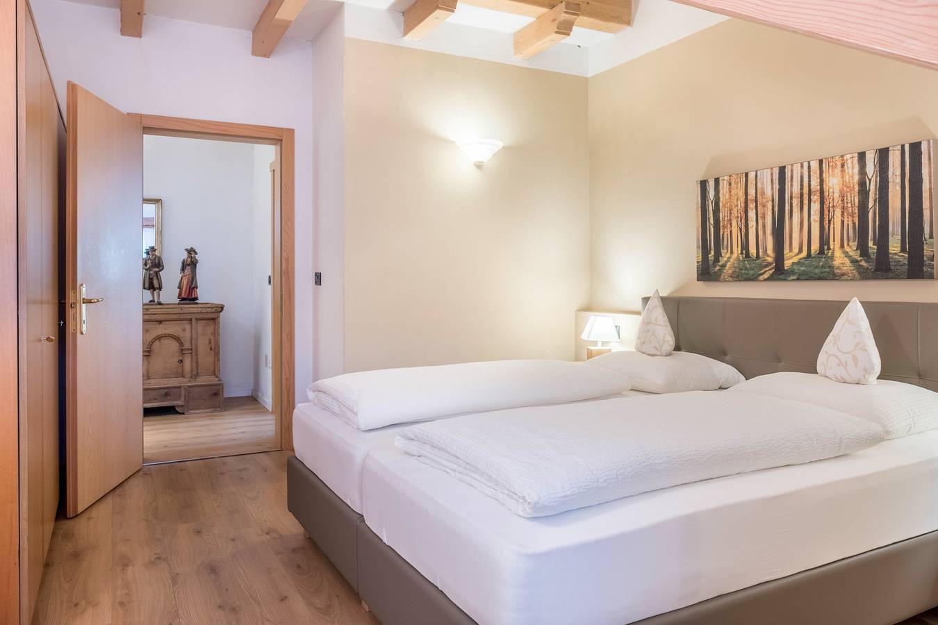 Ganze Wohnung, Lotschenhof Ferienwohnung Tulpe mit Bergblick, Garten und Wlan in Truden im Naturpark, Südtirol