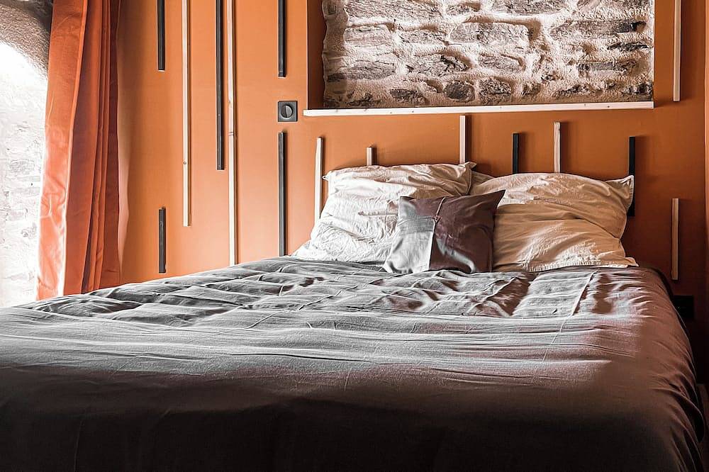 Le Four' Nid, Lieu Cosy et Cocooning in Saint-Paul-en-Jarez, Parc Naturel Régional du Pilat