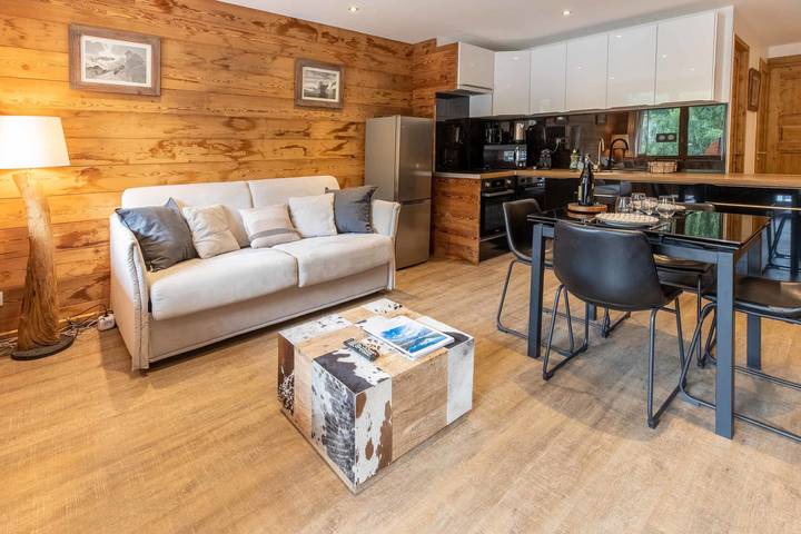 Gîte pour 4 personnes, avec balcon, adapté aux familles dans Les Trois Vallées - 3