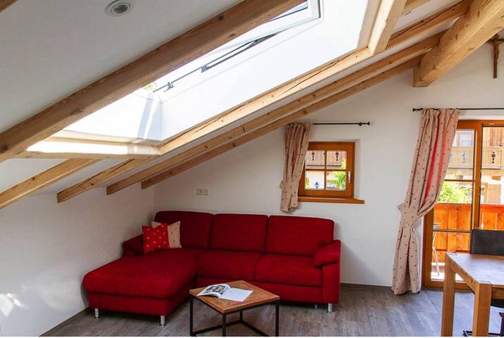 Ganze Wohnung, Ferienwohnung "Leni" mit Balkon, Garten und Wlan in Miesbach, Alpenland Tegernsee Schliersee
