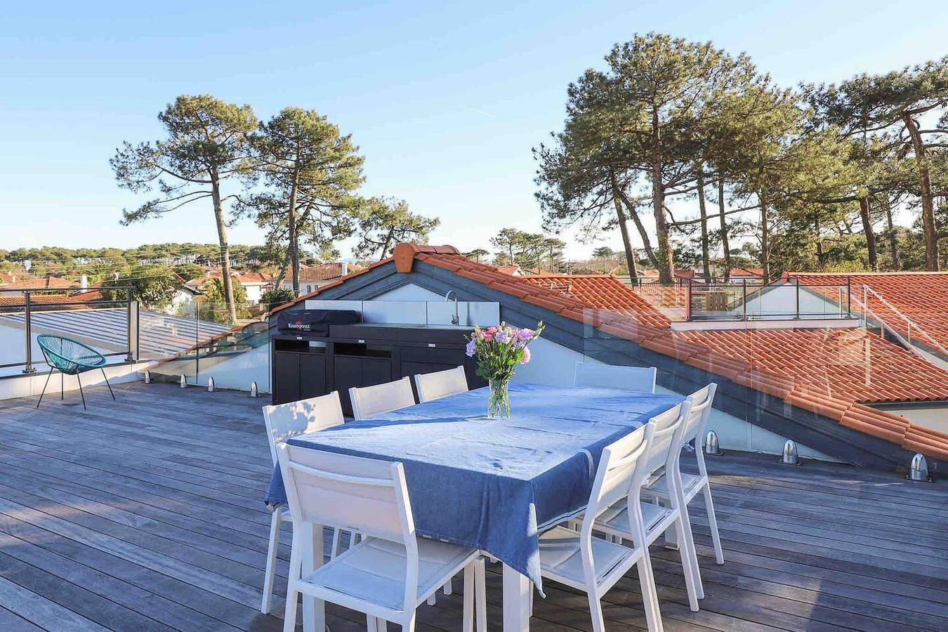 Apartamento entero, Appartement lumineux avec rooftop et jacuzzi. in Anglet, Region de Bayona