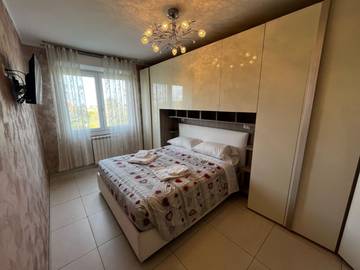 Gîte pour 5 personnes, avec balcon/terrasse dans Ostie