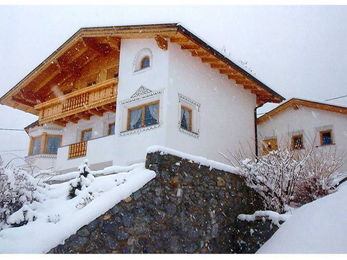 Ferienwohnung für 4 Personen, mit Terrasse und Ausblick sowie Garten, mit Haustier in Tiroler Oberland - 3