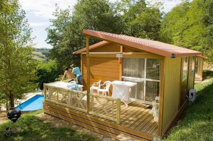 Agritourisme pour 4 personnes, avec piscine dans l' Ariège
