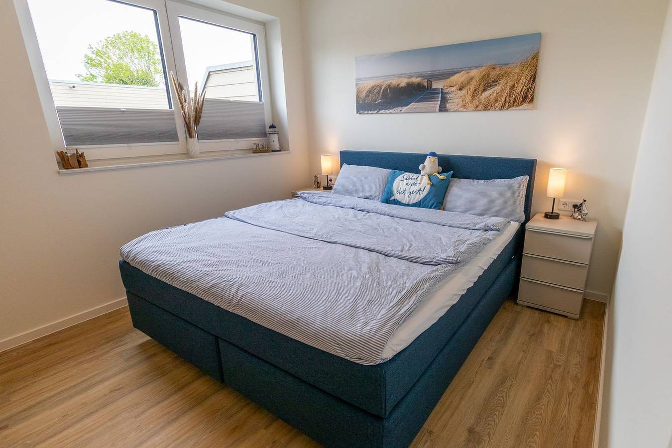 Ganze Wohnung, Penthouse Lotta – Blick ins Grüne. Stilvoll. Familienfreundlich. Ruhig. in Tossens, Butjadingen