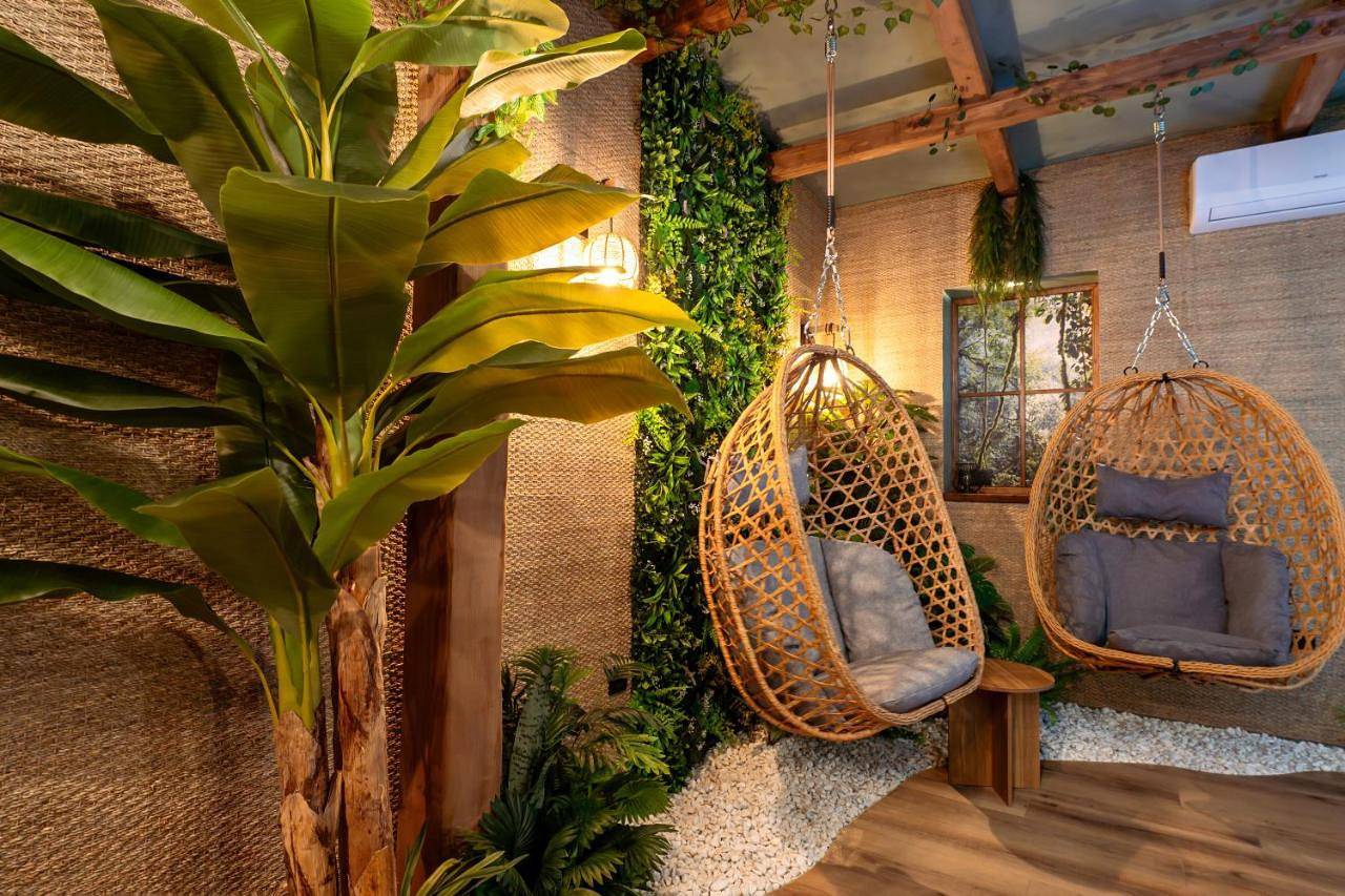 Appartement entier, Vert ailleurs - Jungle room in Chavanay, Parc Naturel Régional du Pilat