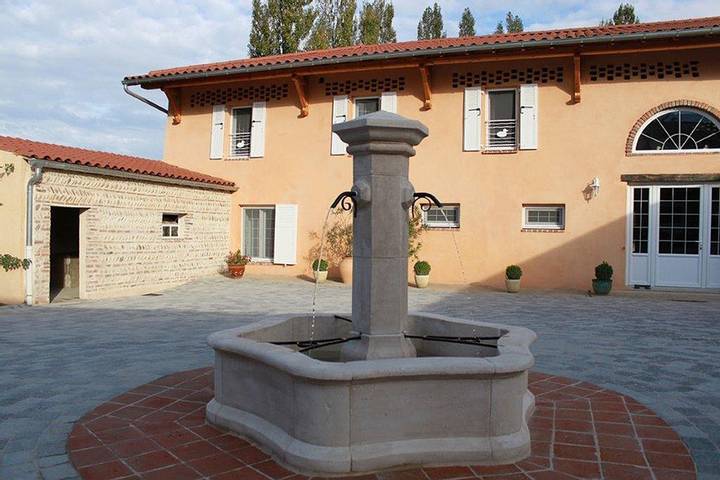 Chambre d’hôte pour 2 personnes, avec vue ainsi que jardin et terrasse dans l' Ain - 3