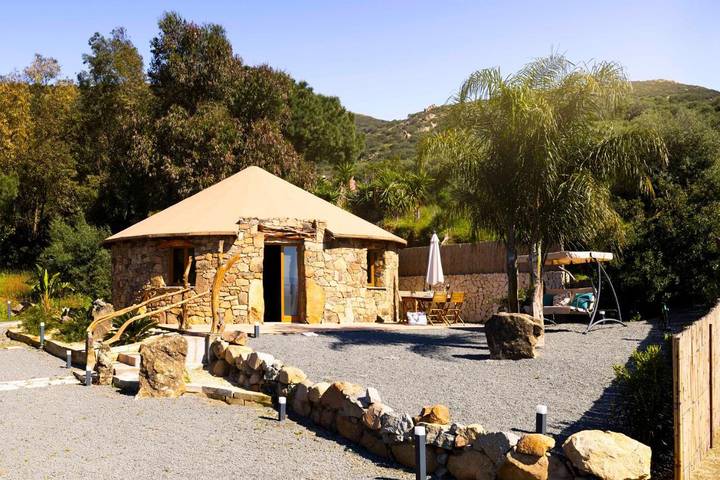 Chalet für 3 Personen, mit Whirlpool und Garten auf Sardinien