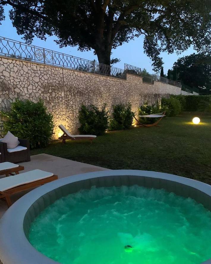 Villa per 4 persone, con Idromassaggio e Terrazza nonché Giardino e Piscina a Viterbo