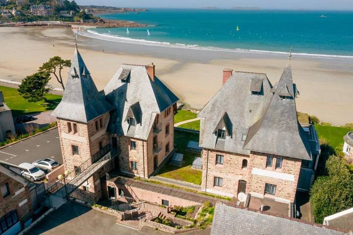 Hôtel, avec Terrasse et Jardin