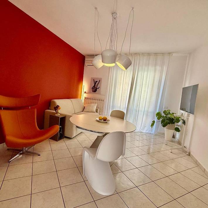 Ferienwohnung für 6 Personen, mit Whirlpool und Balkon in Civitanova Marche