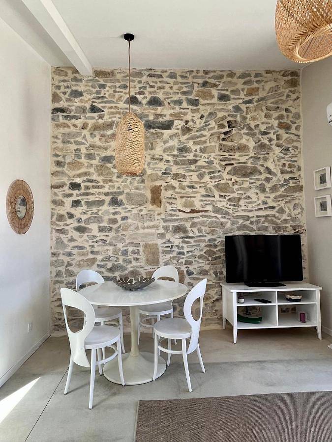Appartement entier, Appartement cosy avec terrasse in Saint-Gervasy, Région de Nîmes