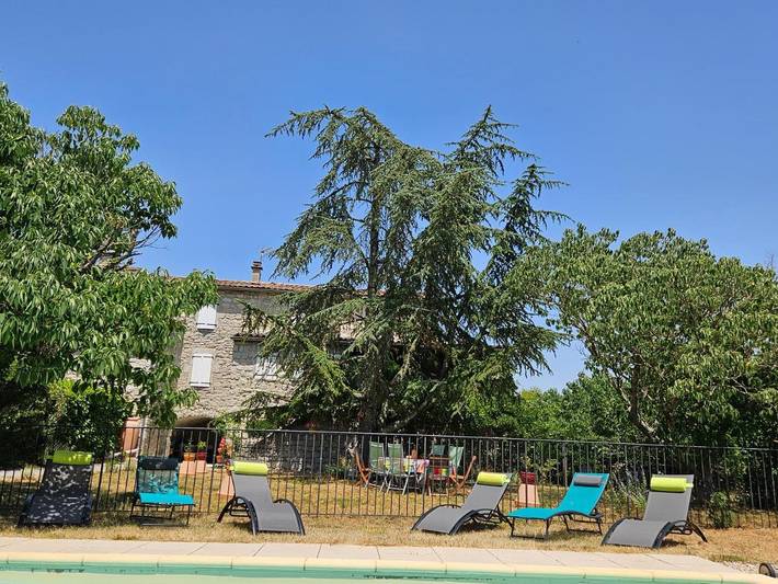 Casa de vacaciones para 8 personas, con piscina además de jardín y vistas - 1