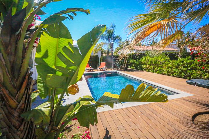 Casa rural para 6 personas, con jardín y terraza en Baix Camp - 4