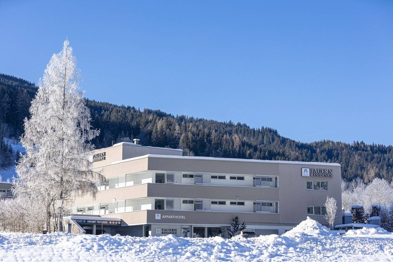 Ganze Wohnung, Penthouse mit 3 Schlafzimmern & Sommer Pool			 in Radstadt, Ski Amadé
