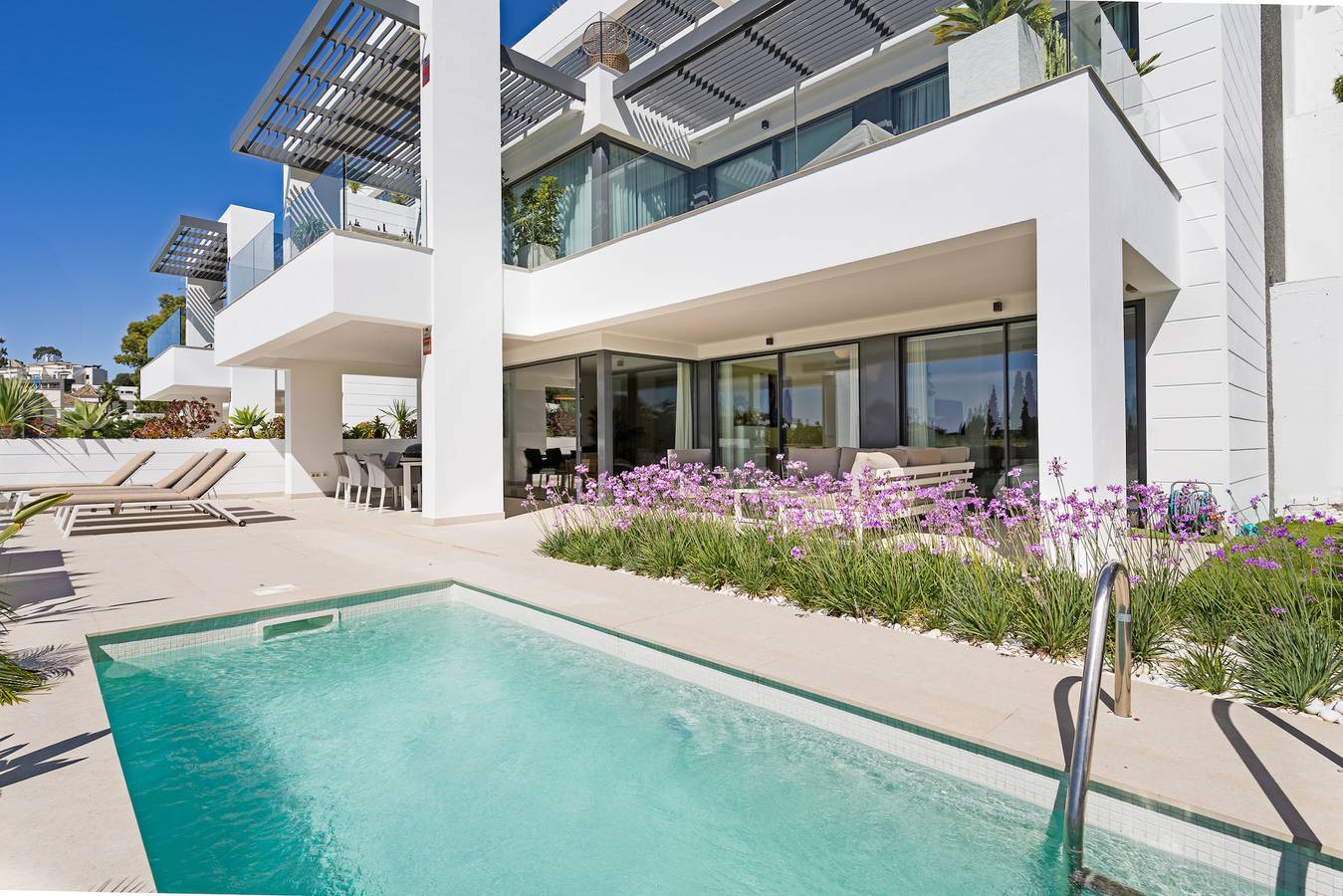 Apartamento entero, Aqualina de Madeira in El Castillo de la Heredia, Benahavís