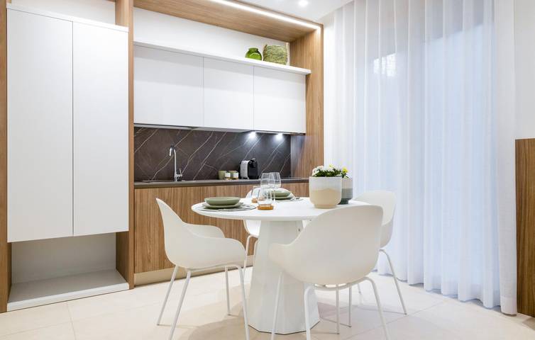 Ganze Ferienwohnung, Modernes Strandappartement mit WiFi und Terrasse in Marina di Ragusa, Ragusa