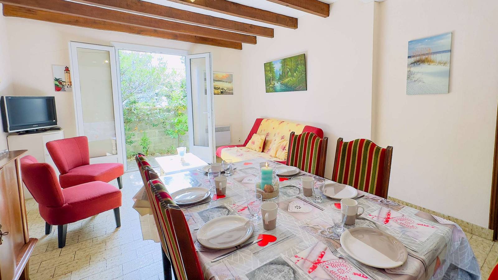 Appartement de vacances entier, Jolie maison avec jardin, proche des plages in Sainte-Marie-de-Ré, Île de Ré