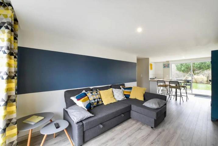 Gîte pour 4 personnes, avec jardin à Lignan-de-Bordeaux