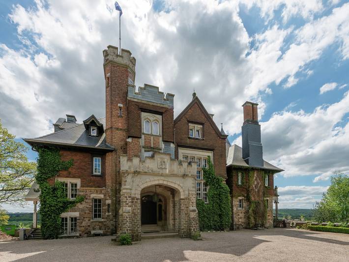 Schloss für 34 Personen, mit Balkon/Terrasse und Terrasse sowie Garten und Pool in Belgien - 4