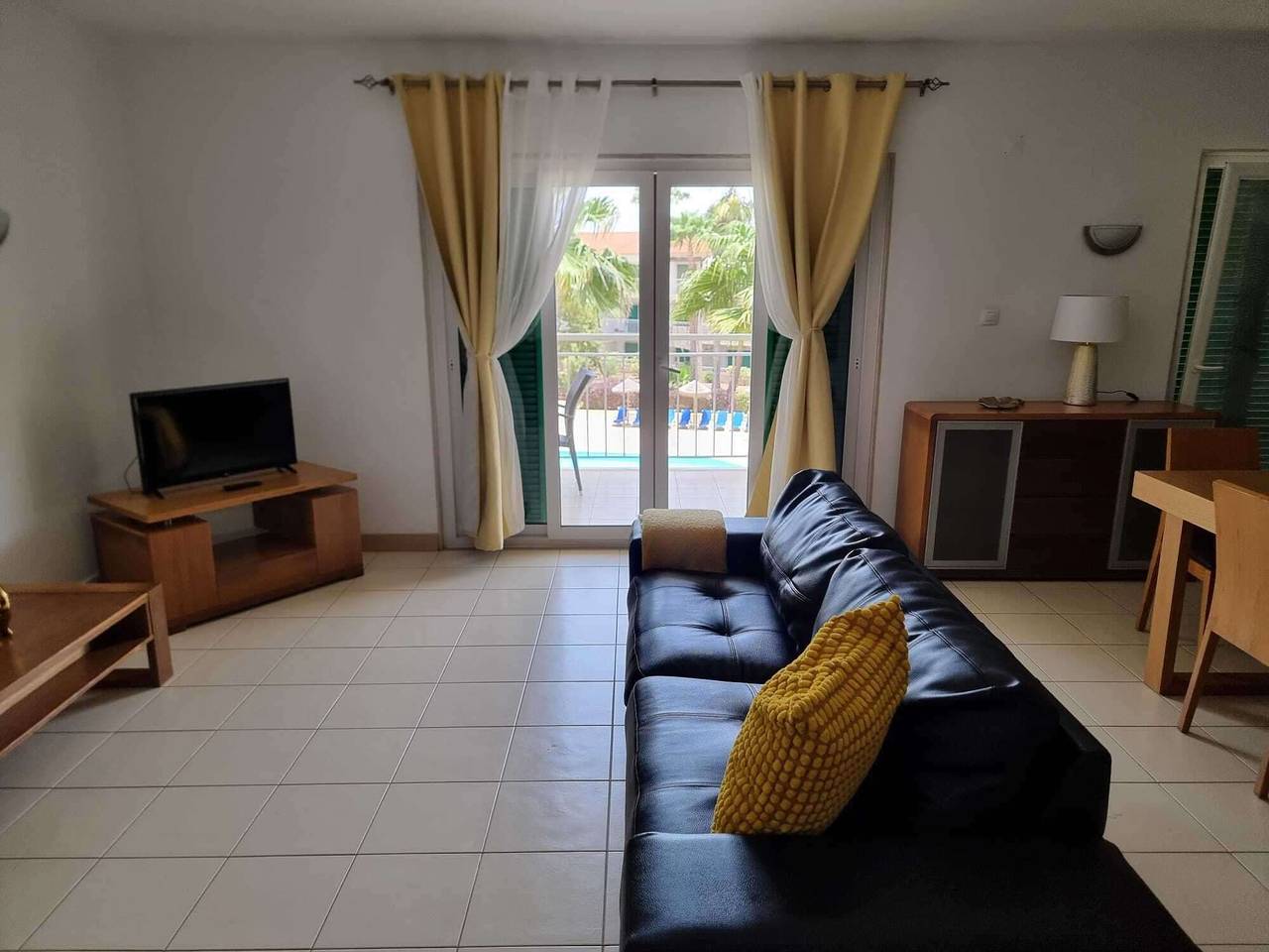 Apartamento vacacional entero, 2Bed-Vila-Verde Sal Cape Verde-Balcony-Pool in Ilhas de Barlavento, Sal (desambiguación)