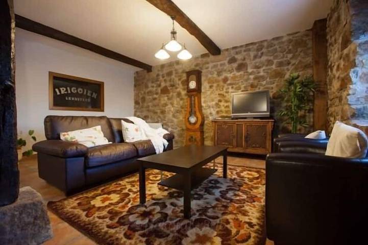 Gîte pour 17 personnes, avec Balcon à Mutriku