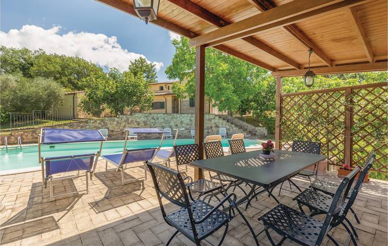 Appartement de vacances entier, Apt douillet de 85m2 avec WiFi, parking et piscine in Giano dell'Umbria, Province de Pérouse