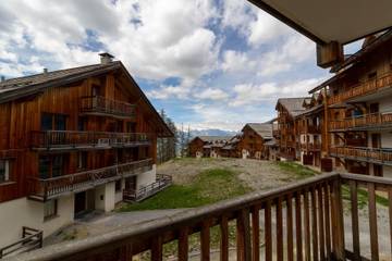 Chalet pour 6 personnes, avec vue et balcon à Les Orres
