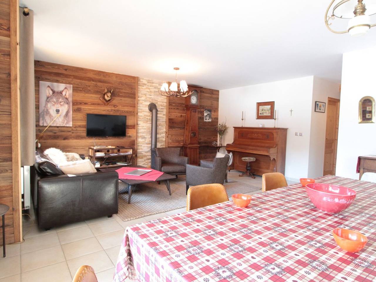 Geheel appartement, Vakantieappartement voor 6 personen met balkon in Les Carroz, Arâches-la-Frasse
