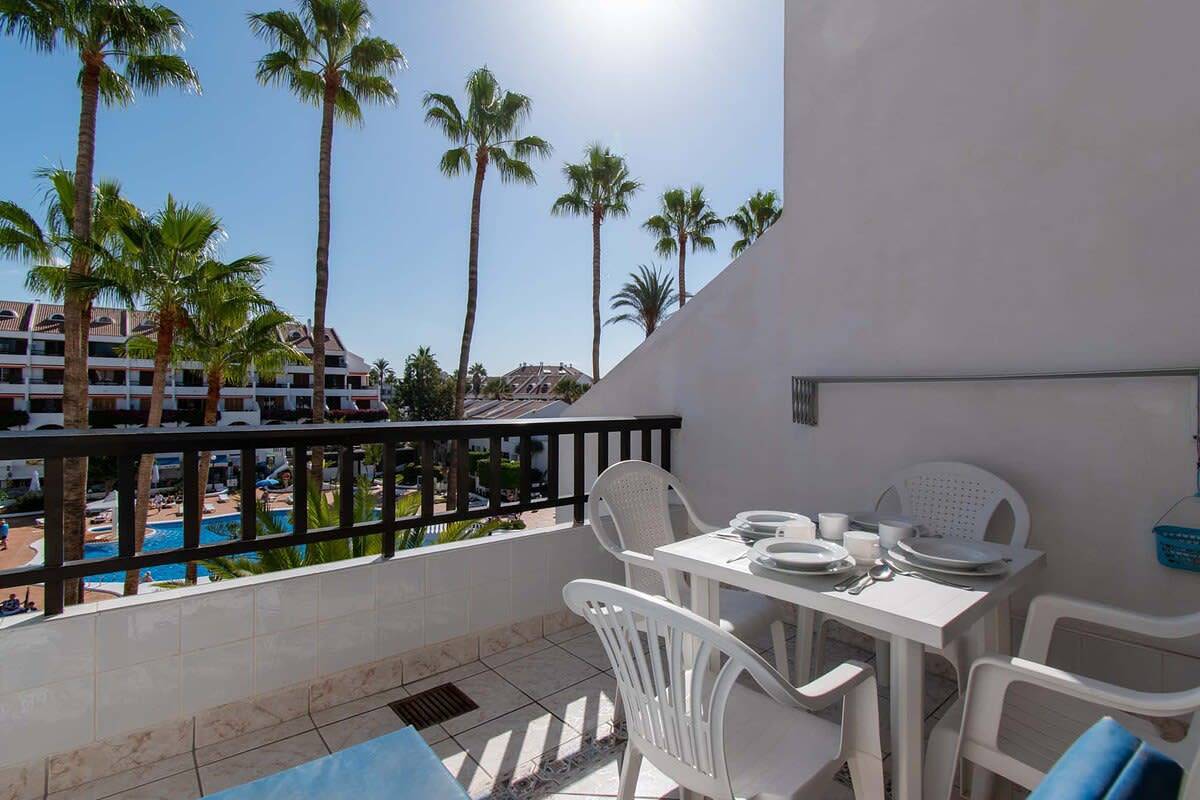 Entire apartment, Parque Santiago Ii 262 - Two Bed with wonderful in Playa de las Américas, Arona