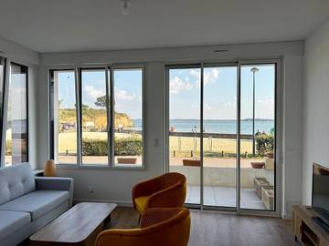 Gîte pour 4 personnes, avec terrasse et vue à Billiers