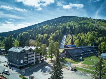 Ferienwohnung für 3 Personen, mit Ausblick und Balkon in Harrachov