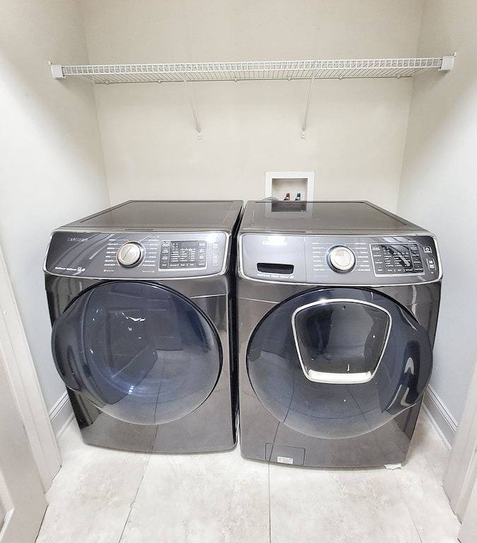 Ganze Wohnung, Luxury Condo, located within walking distance of Bryant-Denny Stadium in Tuscaloosa, Tuscaloosa County