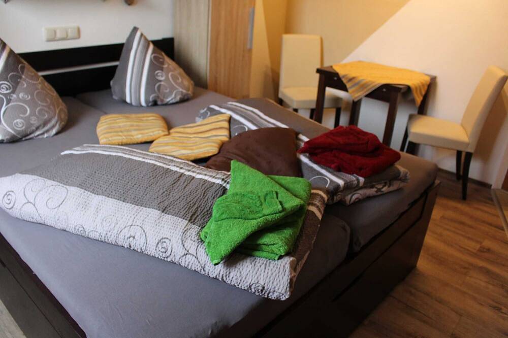 Entire apartment, Apartment 2 - Vacation home Zeeck in Neuendorf Hiddensee Island, Hiddensee
