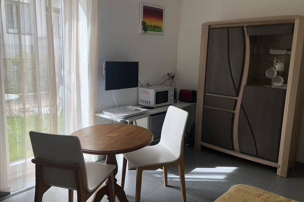 Apartamento entero, Chambre et Pièce de vie Indépendantes en rez de Jardin . Proche Nancy-thermal in Villers-lès-Nancy, Región de Nancy