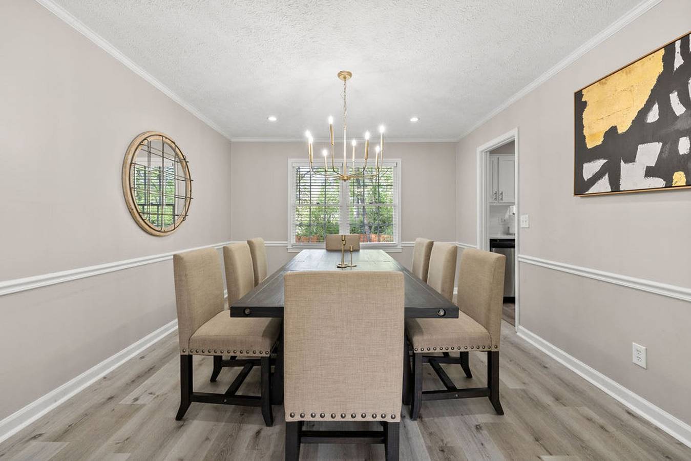 Beautiful Newly-Renovated Home in Indian Hills in Condado de Cobb