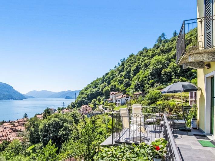 Ferienwohnung für 4 Personen, mit Terrasse und Garten sowie Seeblick in Comune di San Siro - 2