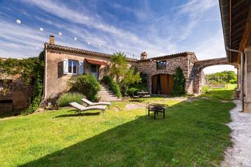 Location De Vacances pour 4 Personnes dans La Roche-sur-Grane, Région de Die, Photo 1